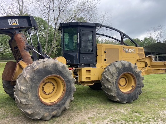 2017 CAT 525D Grapple Skidder