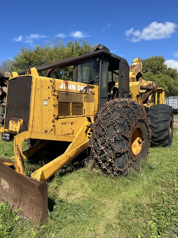 John Deere 740A Grapple Skidder