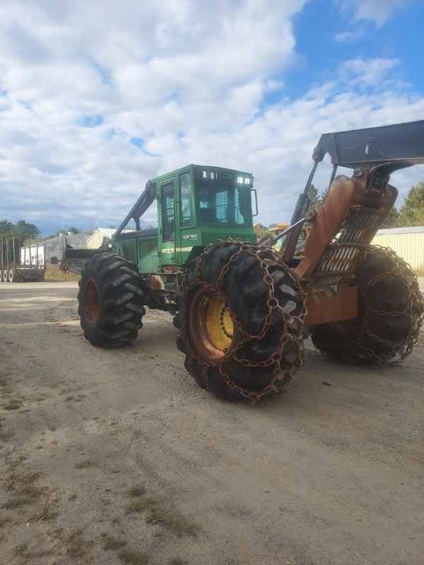 2010 John Deere 748H