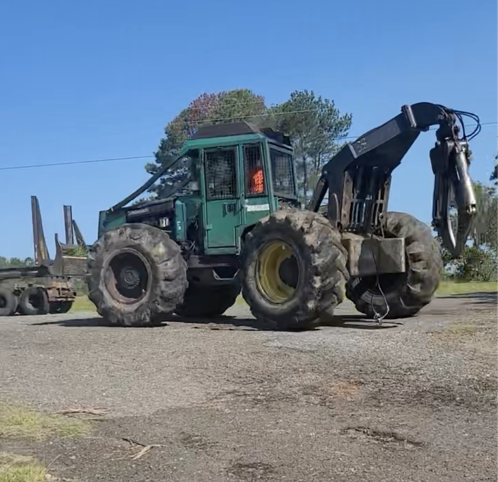 Timberjack 450C grapple skidder