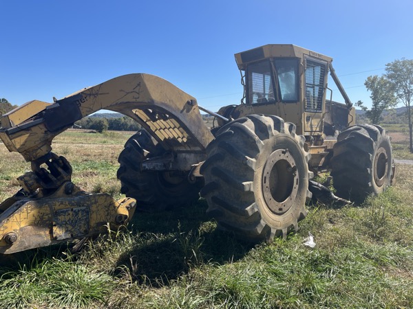 2002 Tigercat 610C Grapple Skidder