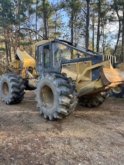 04′ JD 648G III grapple skidder